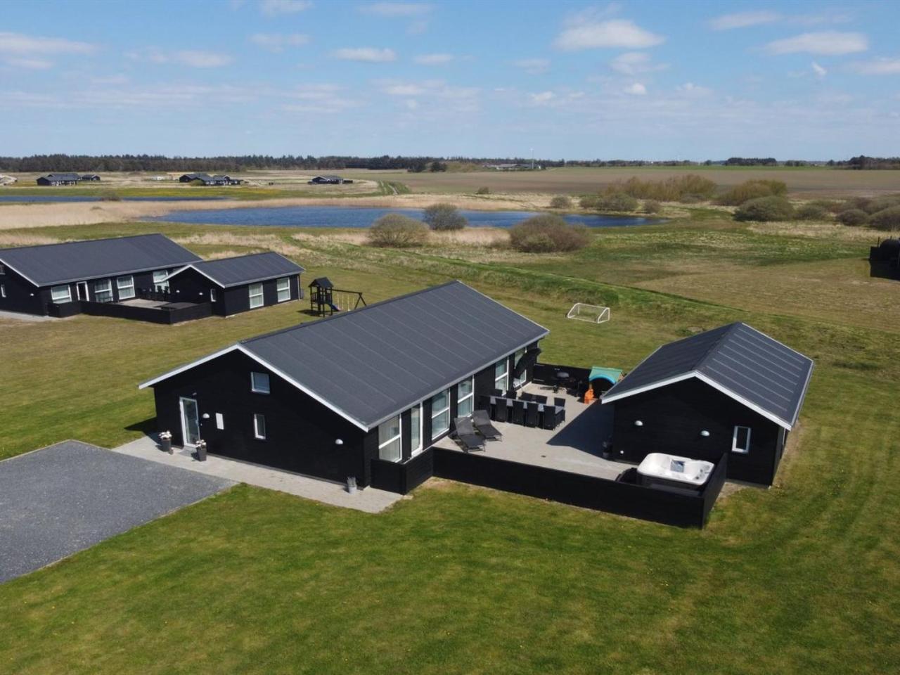 Holiday Home Dwerg 1 5km from the sea by Interhome — 4-Star Luxury Hotel in Lokken, Denmark