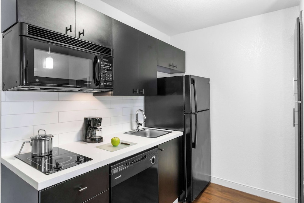 Sonesta Simply Suites Austin South - photo 19