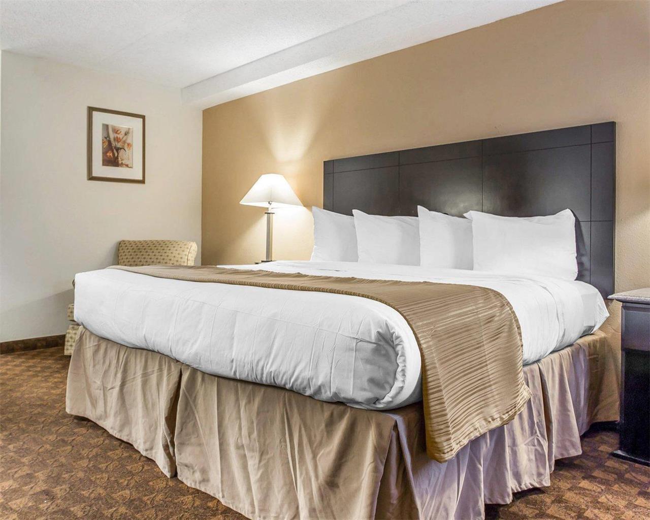 Quality Inn & Suites Coliseum — hotel in Greensboro