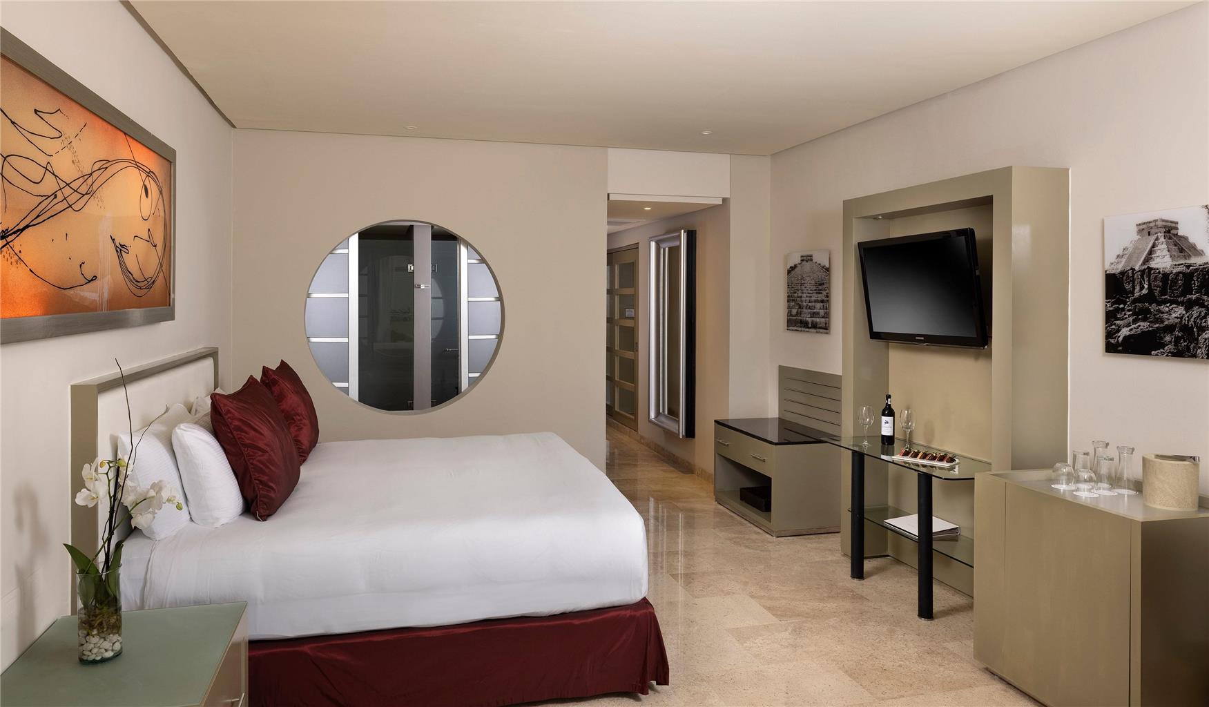 Guest room