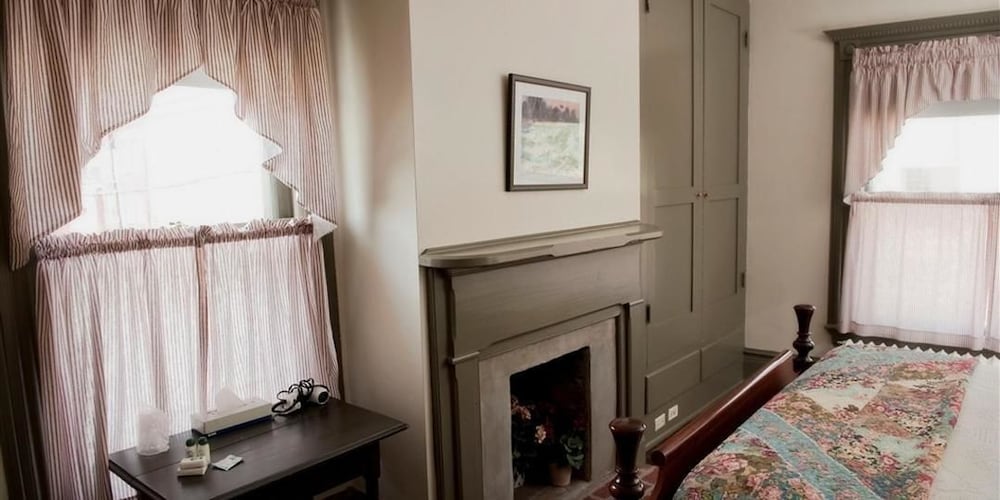 Frederick House - photo 27