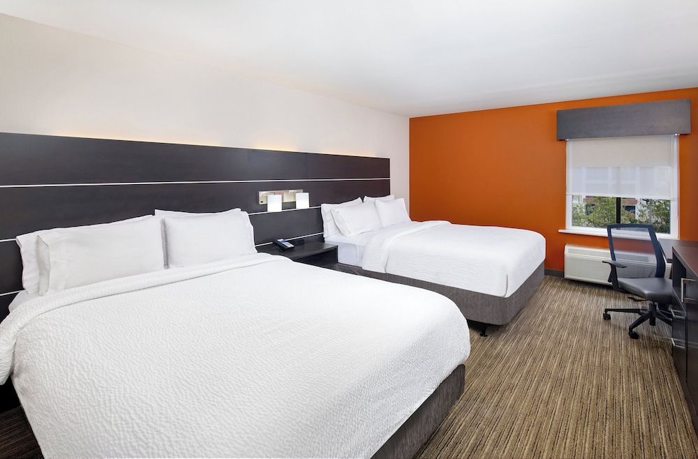 Holiday Inn Express & Suites Locust Grove by IHG - photo 16