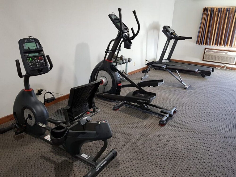 Denison Inn & Suites - photo 41