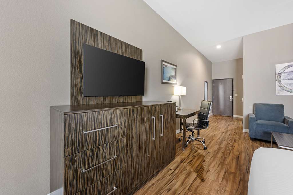 Best Western Plus Pflugerville - photo 23