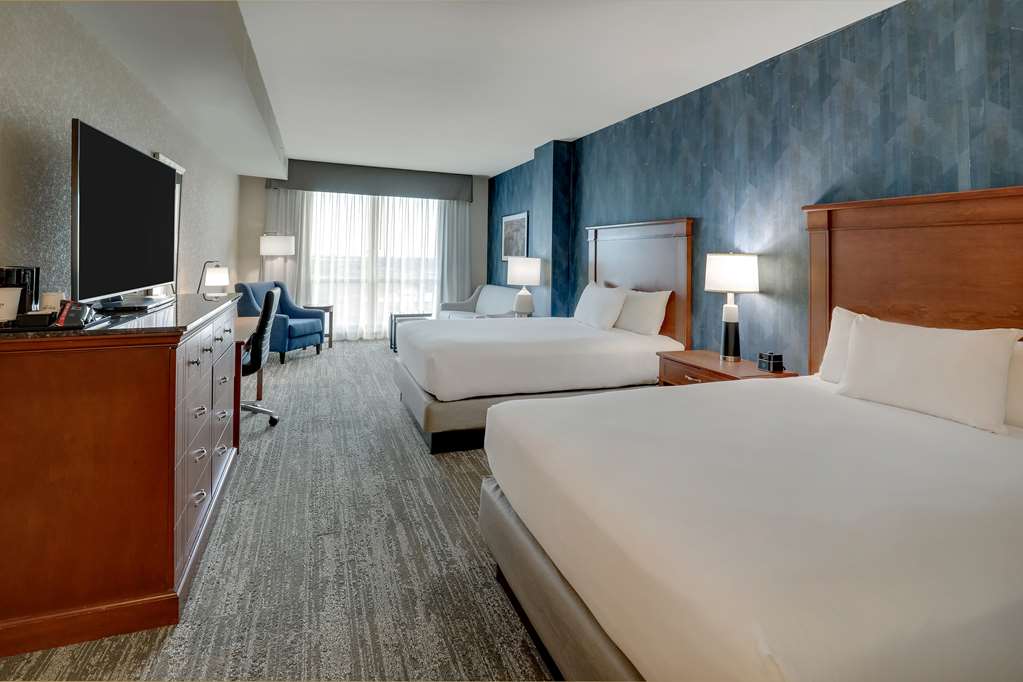 Drury Plaza Hotel Mt. Vernon - photo 35