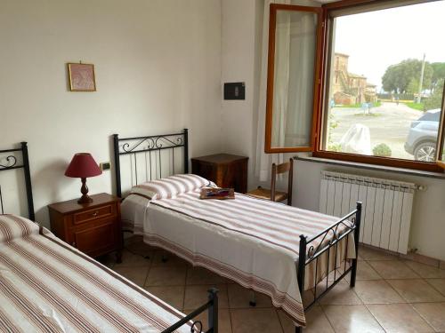 Cocchi house 76 — 4-Star Luxury Hotel in Castiglione Del Lago, Italy