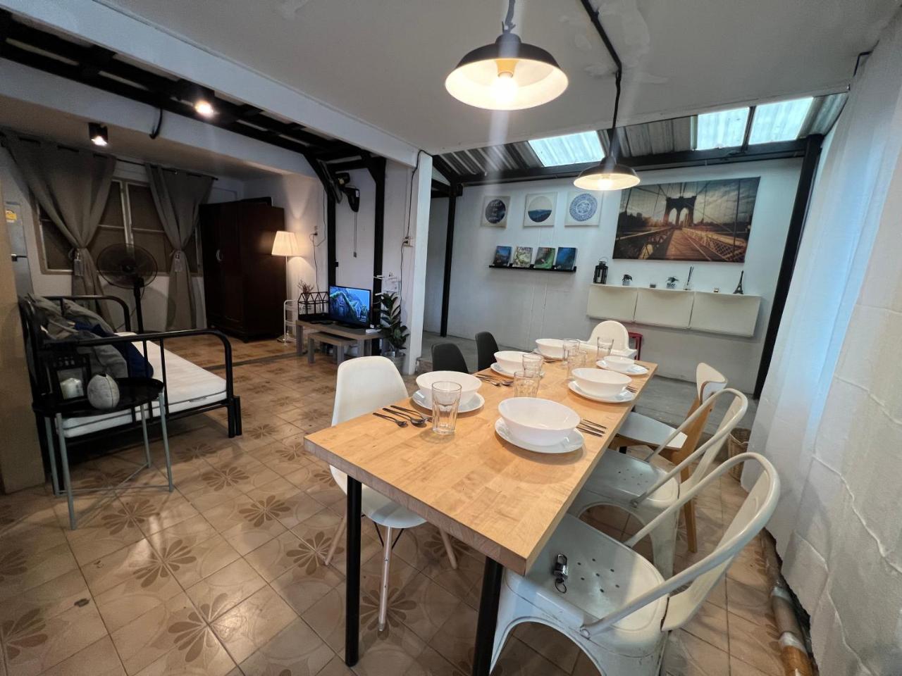 3 Bedrooms 2 Bathroom's