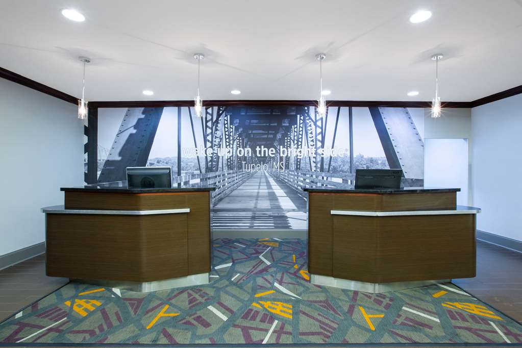 La Quinta Inn & Suites by Wyndham Tupelo - photo 6