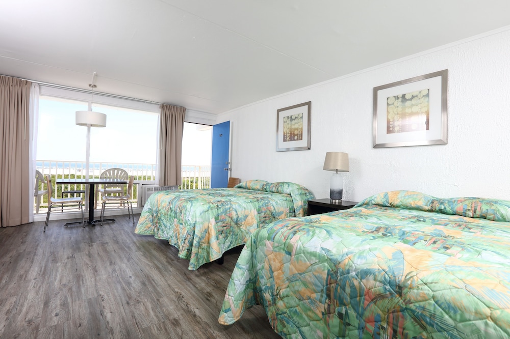 Olympic Island Beach Resort - photo 9