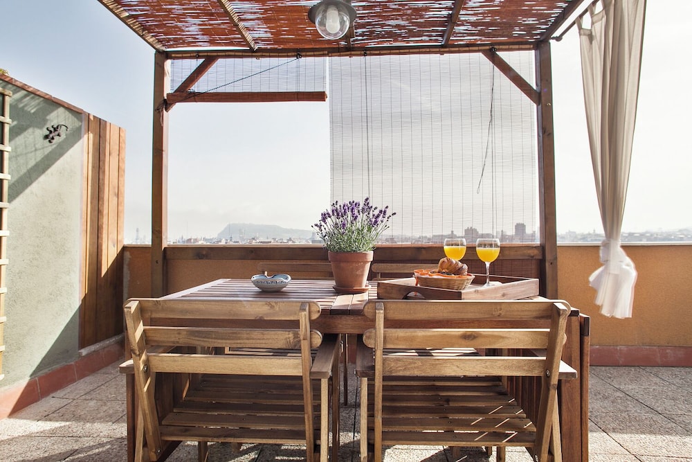 Stay U nique Apartments Marina III — 4-Star Luxury Hotel in Barcelona, Spain