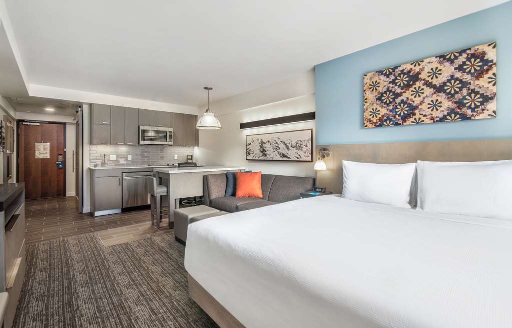 Hyatt House Sacramento Midtown - photo 27