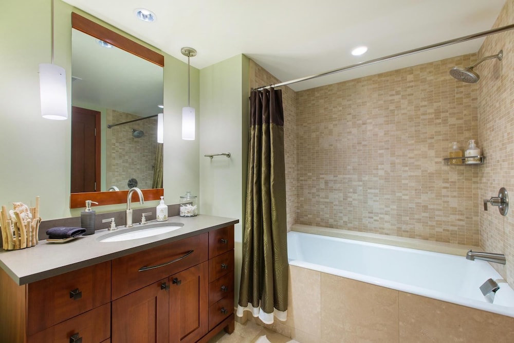 Three bedroom Villas at Ko Olina Beach Villas Resort - photo 80