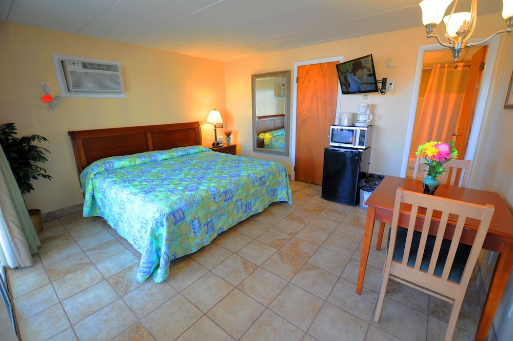 Nantucket Inn & Suites - photo 11