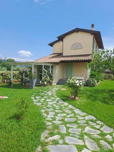 Villa SouAri 10' da Forte de Marmi 2km spiaggia — 4-Star Luxury Hotel in Camaiore, Italy