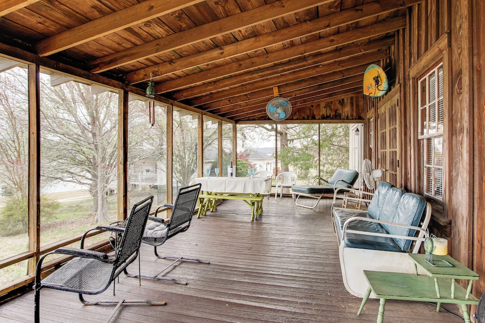 Private Dock Porch Serene Lake Greenwood Escape — Greenwood