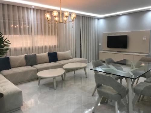 Appart Résidence Israe — 4-Star Luxury Hotel in Fnidek, Morocco