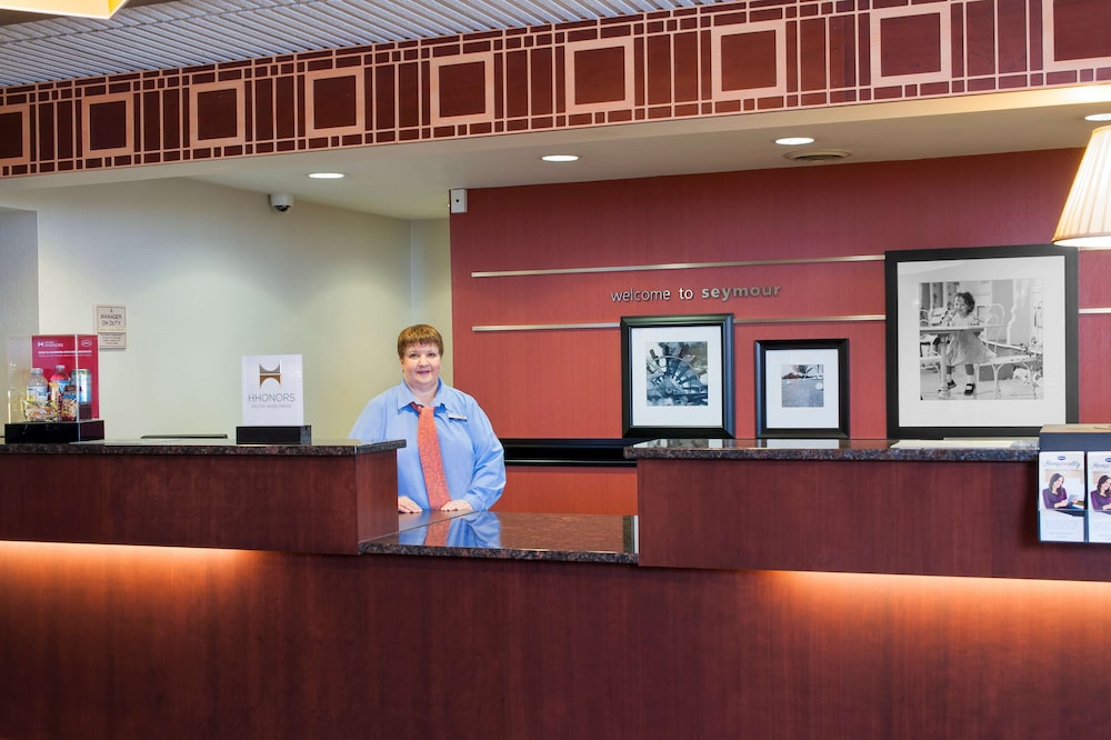 Hampton Inn Seymour - photo 5