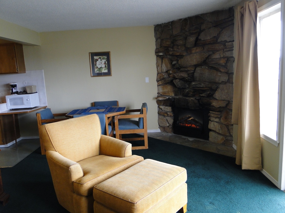 Ocean Shores Inn & Suites - photo 26