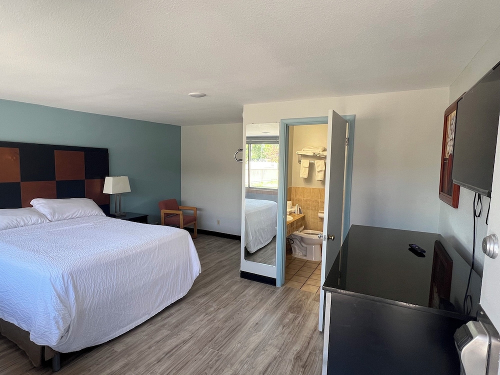 Bryce Park Inn - photo 6