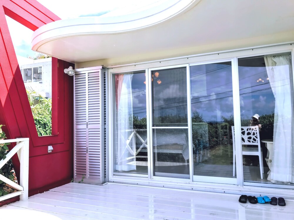 Rose Terrace Bise pet-friendly hotel Okinawa