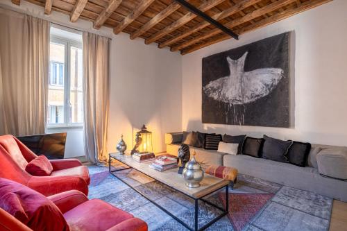 Fontanella Borghese Lux — 4-Star Luxury Hotel in Rome, Italy