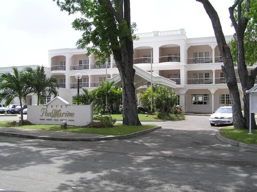 Hotel PomMarine in Bridgetown, Barbados