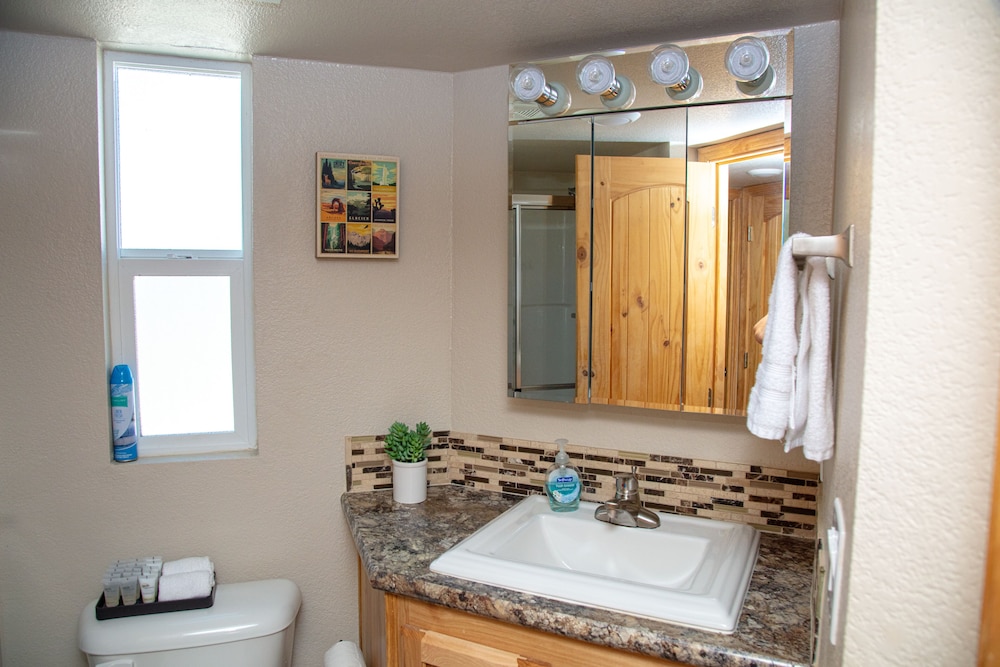 Trail and Hitch Tiny Home Hotel and RV - photo 77