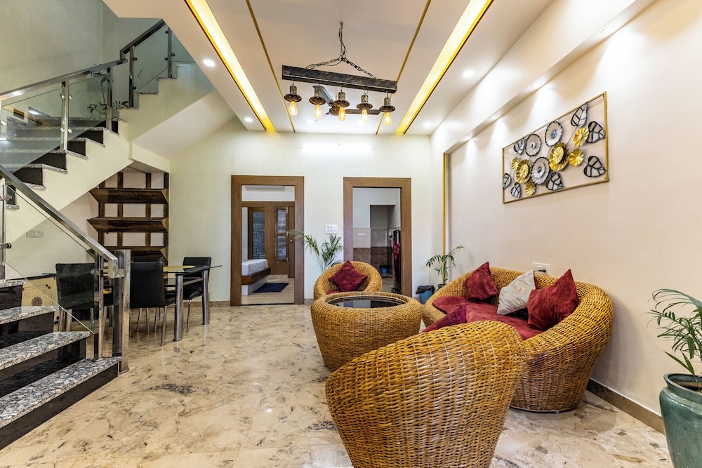 A radiant villa on Ganges with modern amenities — 4-Star Luxury Hotel in Rishikesh, India