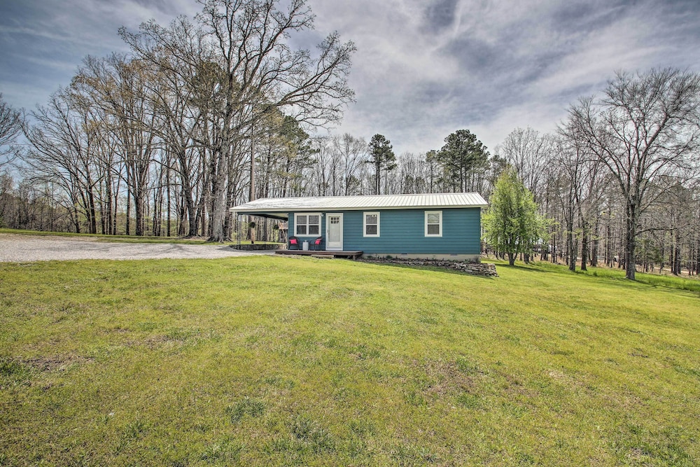Cozy Hideaway Near Lake Ouachita and Hot Springs — hotel in Hot Springs Village