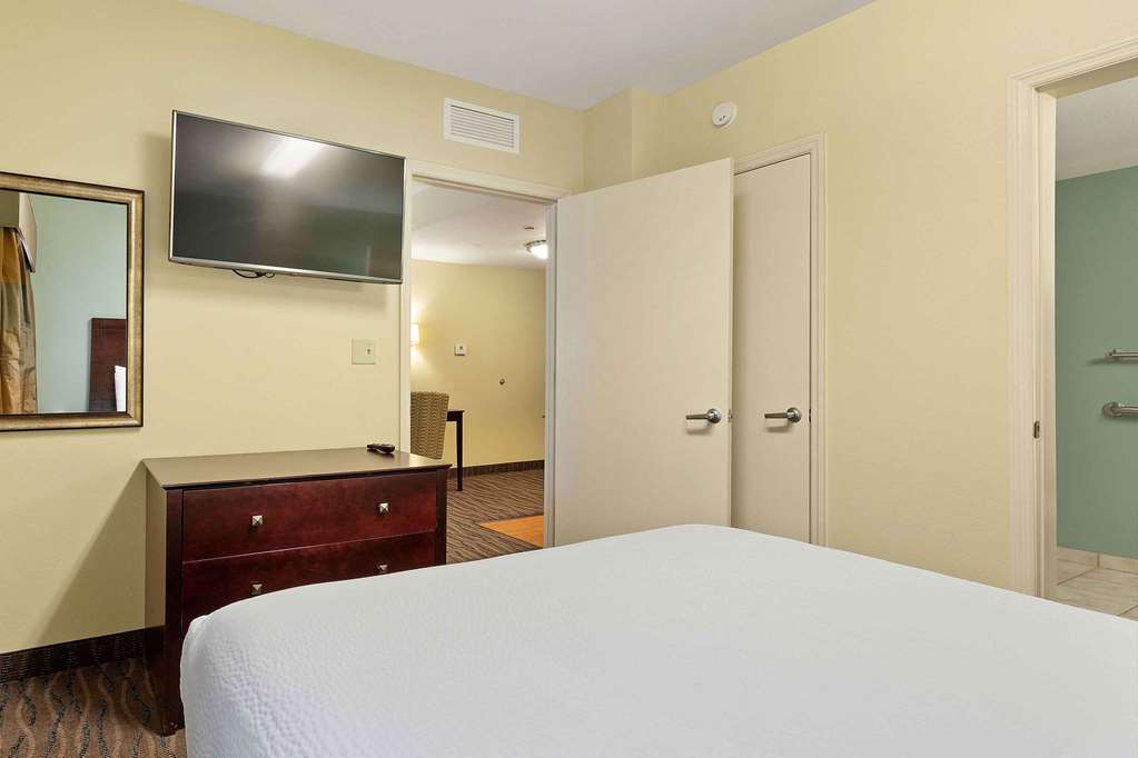 Extended Stay America Premier Suites Lakeland I4 - photo 45