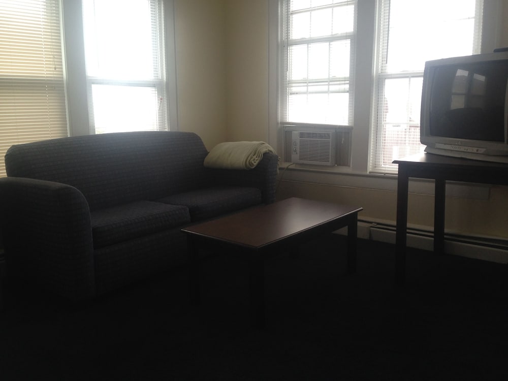Belmar Inn - photo 21