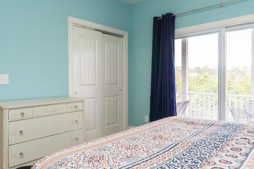 Night Sand by Oak Island Accommodations - photo 48