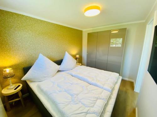 Ferienwohnung Sol im idyllischen Pruchten — 4-Star Luxury Hotel in Zingst, Germany