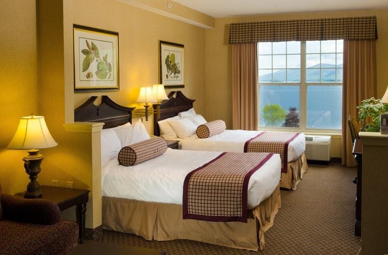 Fort William Henry Hotel and Conference Center - photo 11