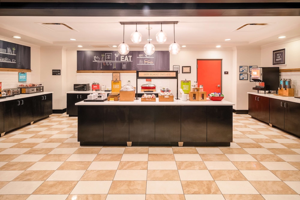 Hampton Inn Covington GA - photo 27