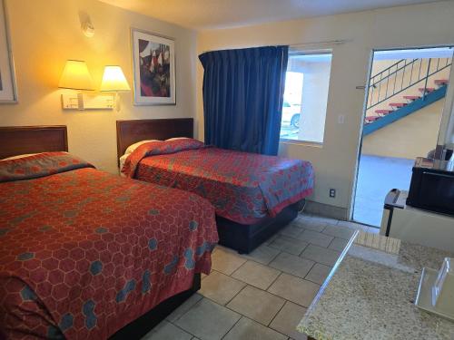 Carpet Inn - photo 12