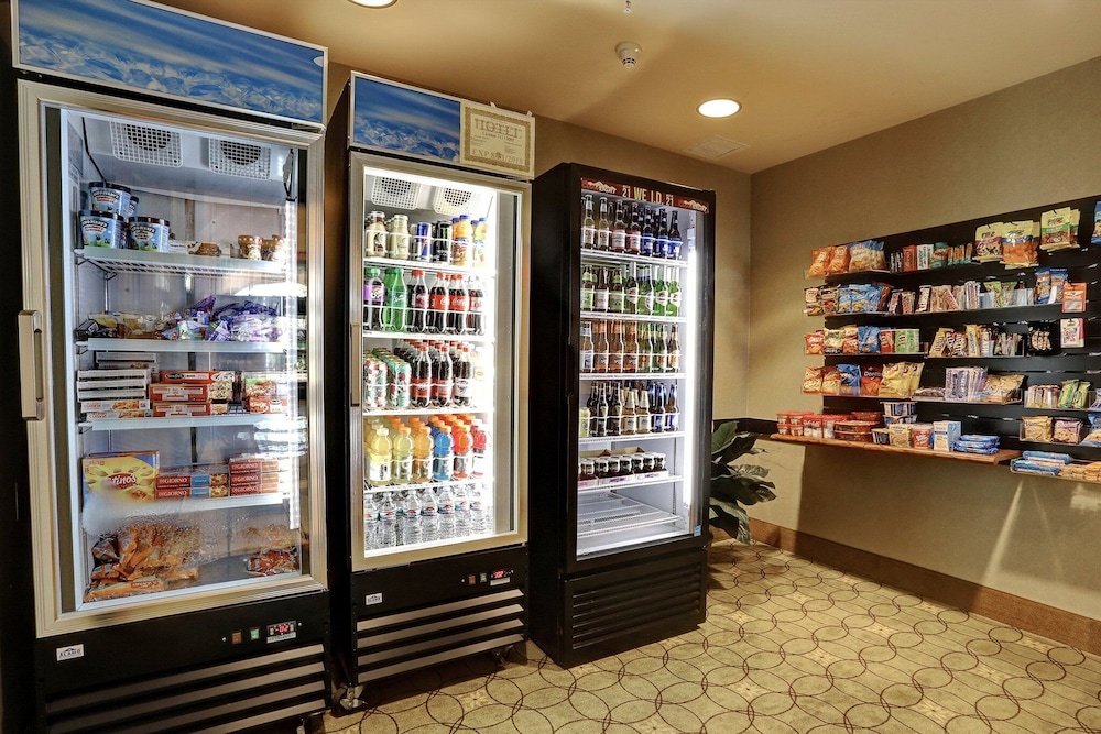 GreenTree Inn & Suites Florence - photo 38