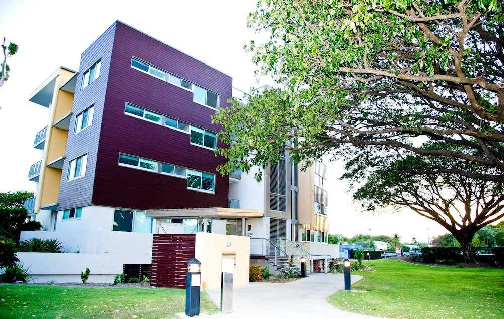 Itara Apartments — 4-Star Luxury Hotel in Townsville, Australia
