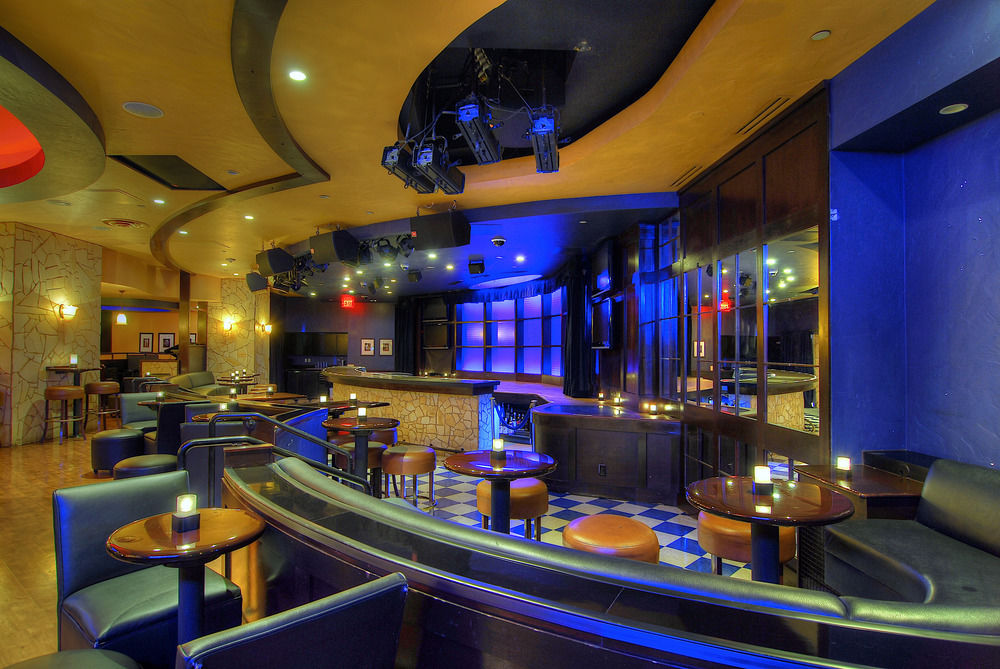 Harrah's Casino Hotel Reno - photo 24