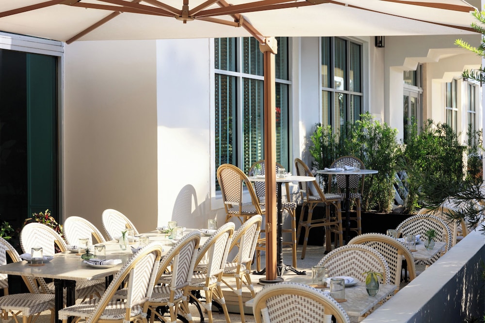 Kimpton Surfcomber Hotel by IHG - photo 63