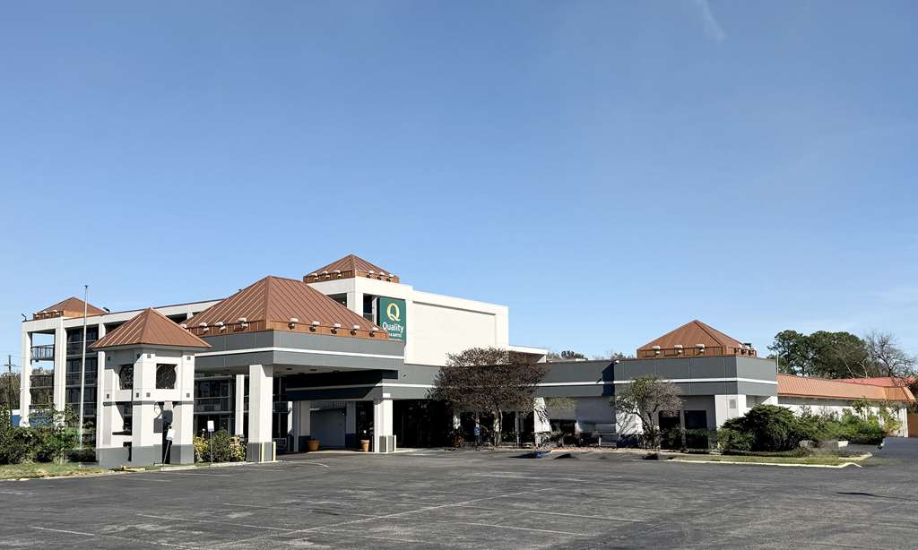 Quality Inn & Suites Baton Rouge West Port Allen — hotel in Port Allen