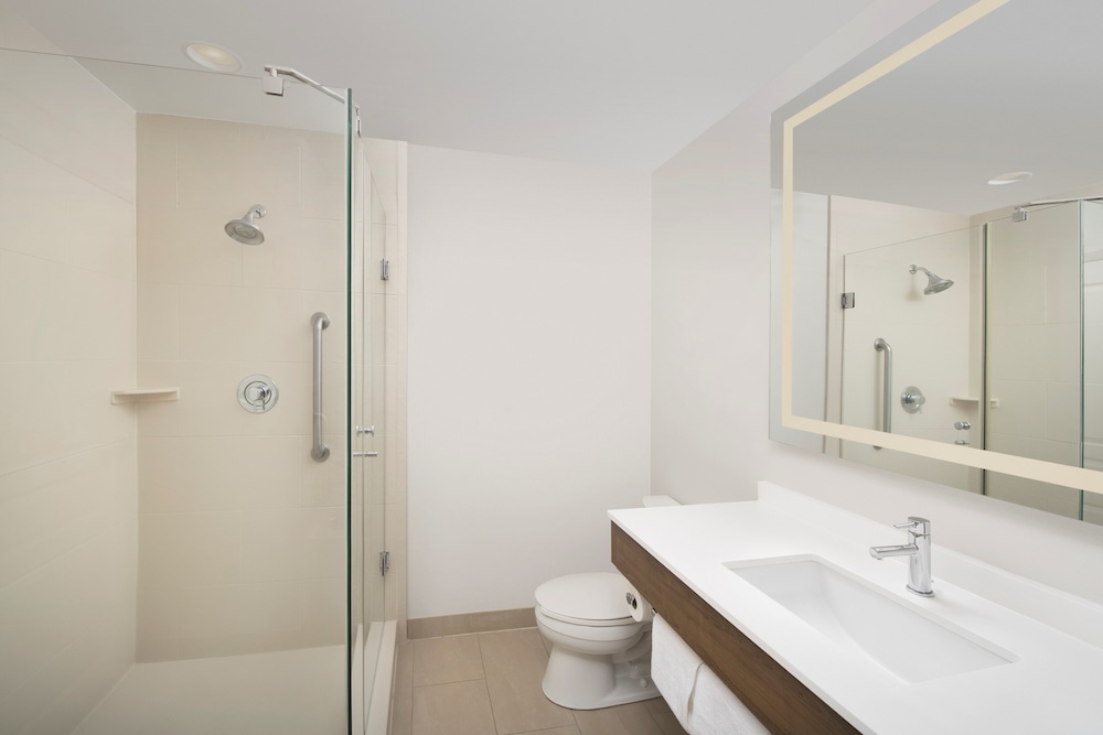 Holiday Inn Express Jacksonville Beach by IHG - photo 21