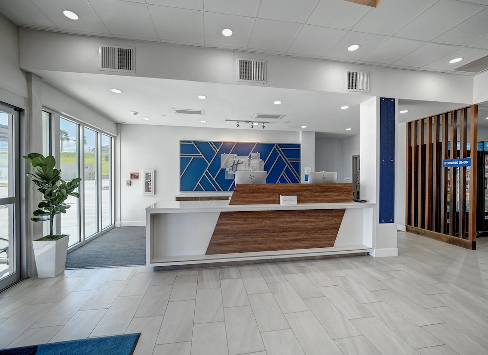 Holiday Inn Express Corpus Christi Beachfront by IHG - photo 81
