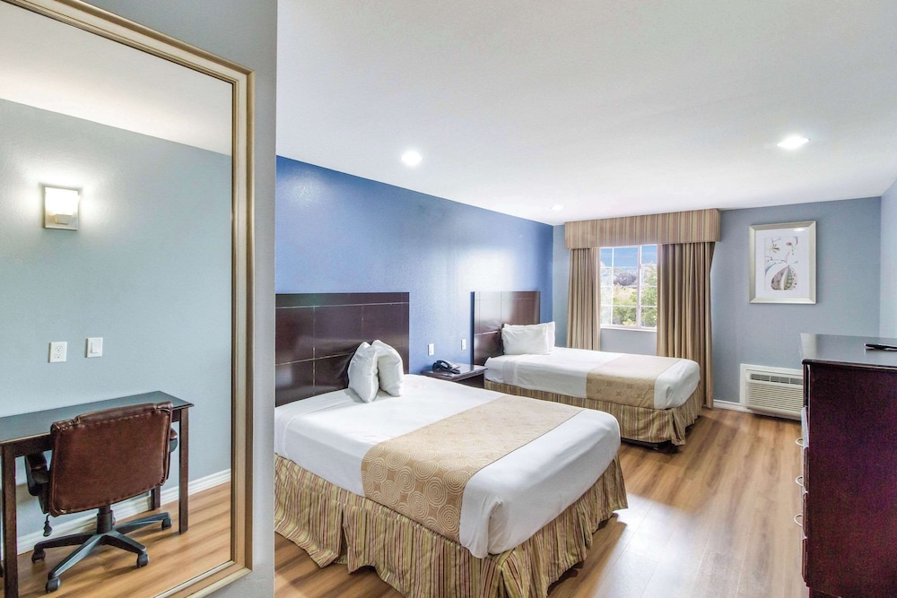 Rodeway Inn & Suites Port Arthur Groves - photo 6
