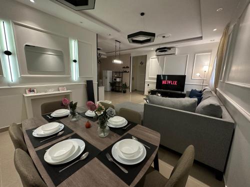 Modern & Cozy Apartment 2 — 4-Star Luxury Hotel in Riyadh, Saudi Arabia