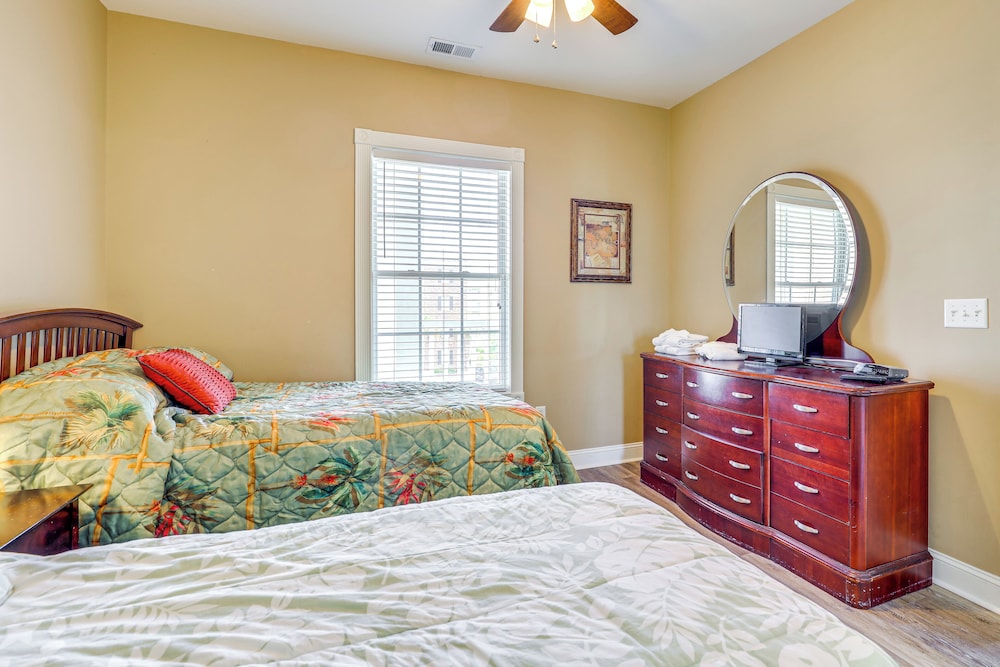 3 Mi to Ocean: Resort Condo in Myrtle Beach - photo 14