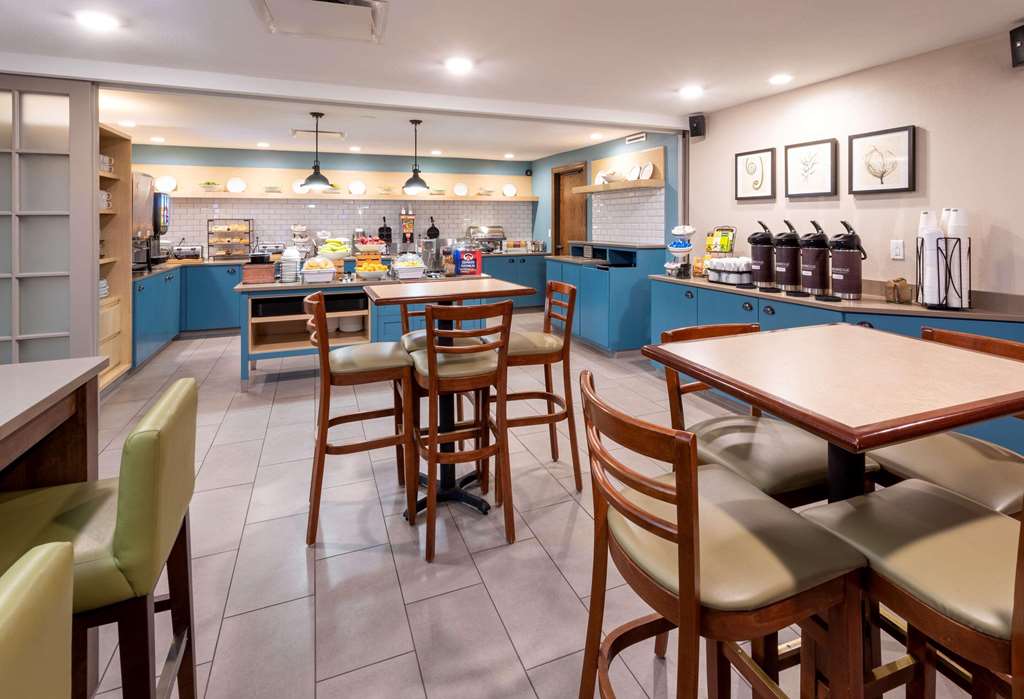 Country Inn & Suites by Radisson Fargo ND - photo 27