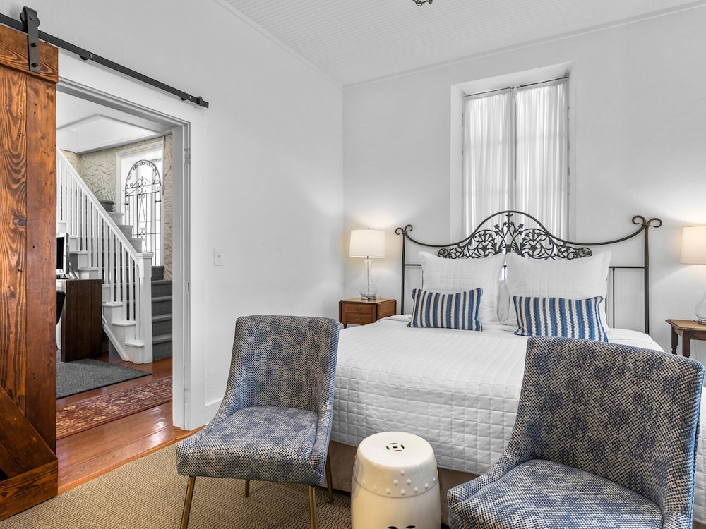 The Meyer Hotel - photo 9