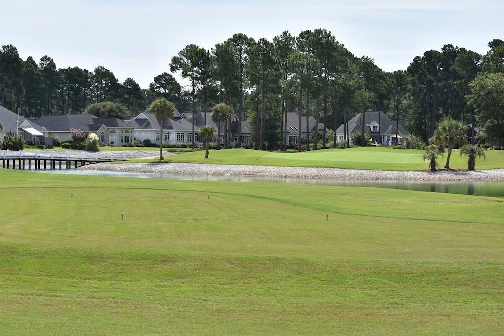 Golf Course Onsite Home 3008L with Outdoor Pool and Resort Amenities by RedAwning - photo 6