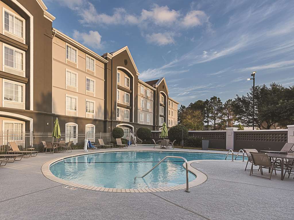 La Quinta Inn & Suites by Wyndham Shreveport Airport - photo 16